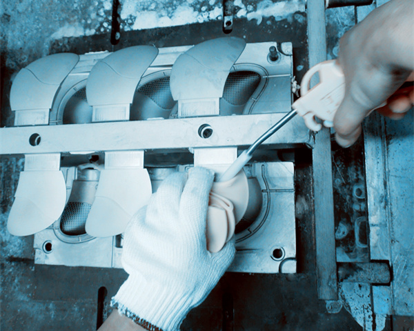 什么是搪塑工艺