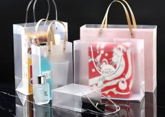 PVC礼品出现模线破裂的原因